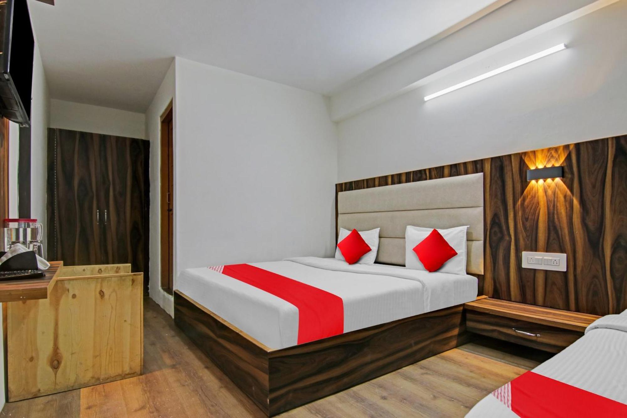 Hotel O Alfa Manāli Buitenkant foto