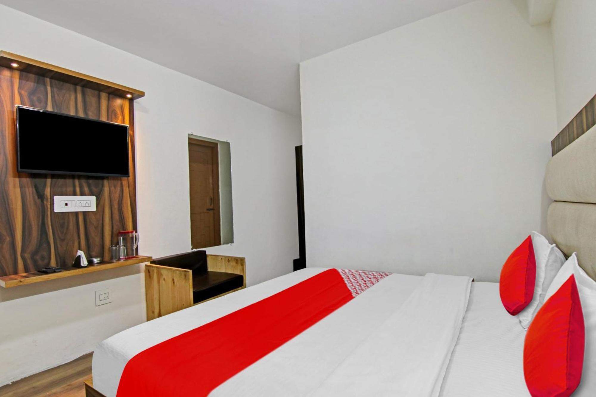 Hotel O Alfa Manāli Buitenkant foto